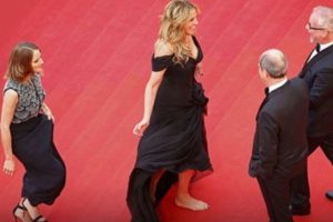 Julia Roberts, Cannes'da g&ouml;revlilere meydan okudu