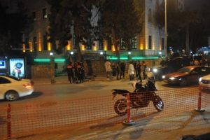 Polisin silahından &ccedil;ıkan kurşun 5 yaşındaki &ccedil;ocuğun &ouml;l&uuml;m&uuml;ne neden oldu