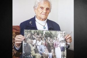 Fotoğraftaki kız anlattı! Gazi ile nasıl tanıştı?