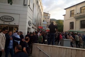 Bursa'da yasadışı g&ouml;steriye polis m&uuml;dahalesi!