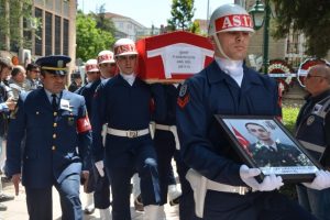 Eskişehir şehidini uğurladı