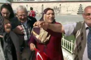 İstanbul Taksim'de 19 Mayıs coşkusu