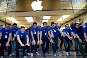Apple evinde &ccedil;alışacak T&uuml;rk aday arıyor! Tek şart...