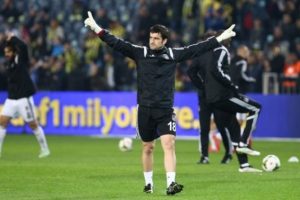 Beşiktaş'ta ayrılan ilk isim İspanyol kaleci antren&ouml;r&uuml; Jose Sambade...