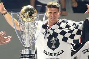 Beşiktaş y&ouml;netiminden Mario Gomez'in isteğine veto...