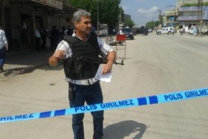 Adana'da sivil polis, silahlı saldırıda yaralandı