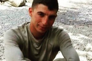 Şehit asker Fenerbah&ccedil;eli futbolcunun arkadaşı &ccedil;ıktı
