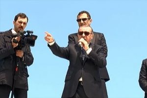 Cumhurbaşkanı referandumu işaret etti