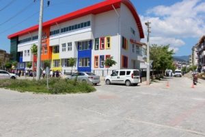 Okulu tahliye ettiren bomba ş&uuml;phesi