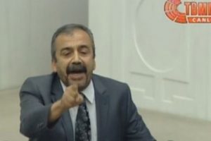 Sırrı S&uuml;reyya &Ouml;nder: Bayram, seninle ayrı g&ouml;r&uuml;şeceğim