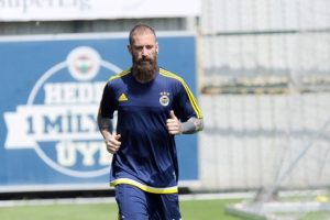 Raul Meireles Bournemouth'la anlaştı