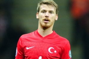 Serdar Aziz'in sakatlığı sebebiyle milli takıma katılamayacağı iddia edildi
