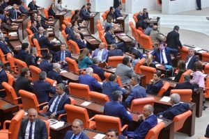Referandum sınırı CHP'nin oylarıyla aşıldı