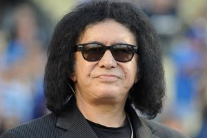 Kiss'in gitaristi: 4 bin 897 kadınla birlikte oldum