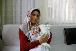 Şehit eşinden dokunulmazlık a&ccedil;ıklaması: "Hak yerini bulsun"