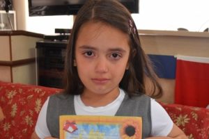 Bursa'da ilkokul &ouml;ğrencisinin Mehmet&ccedil;iğe g&ouml;zyaşı dolu mektubu