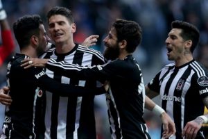 Fenerbah&ccedil;e'nin iyi savunması hedefleri i&ccedil;in yeterli olmadı