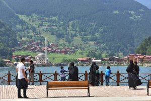 Doğu Jaradeniz'e K&ouml;rfez &uuml;lkelerinden gelen turist sayısında artış