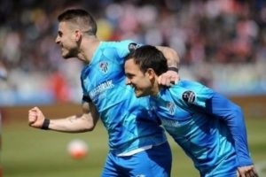 Bursaspor'da Batalla ve Deniz Yılmaz gol yollarındaki y&uuml;k&uuml; &ccedil;ektiler