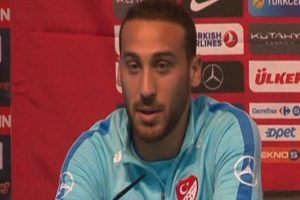 Cenk Tosun basın toplantısında taktiği verdi
