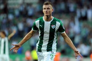 Bursaspor'un g&ouml;zdeleri Necid ve Aziz Eraltay