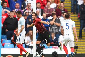 İngiliz basını, T&uuml;rkiye'nin EURO 2016'da s&uuml;rpriz yapabileceğine dikkat &ccedil;ekti