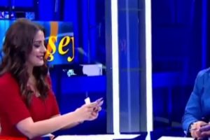 Ekin Olcayto bu g&ouml;r&uuml;nt&uuml; y&uuml;z&uuml;nden kovuldu