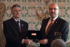 Sancar: "Bana bilim &ouml;ğreten İstanbul Tıp Fak&uuml;ltesi'dir"