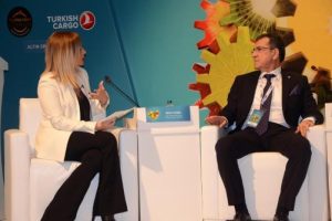 B&uuml;y&uuml;kekşi: Y&uuml;kte hafif, pahada ağır &uuml;r&uuml;nlere y&ouml;nelmeli