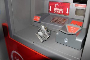 Bursa'da ATM fareleri yine boş durmadı!