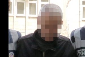&Uuml;vey kızına 5 yıl boyunca cinsel tacizde bulundu!