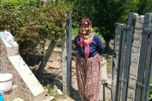 Faruk &Ouml;zl&uuml;'n&uuml;n bakan olması memleketi D&uuml;zce'de sevin&ccedil; yarattı