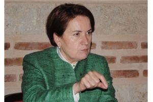 Akşener'den &ccedil;arpıcı a&ccedil;ıklamalar: 'Eğer 1 numaralı koltuğa aday olursanız...'