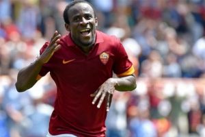 Beşiktaş'a menajerlerden Doumbia &ouml;nerisi