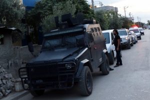 Adana'da ter&ouml;r operasyonu: 12 kişi tutuklandı