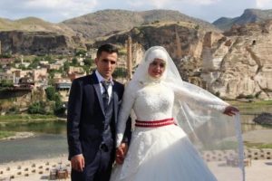 Hasankeyf, d&uuml;ğ&uuml;n fotoğraflarının doğal platosu