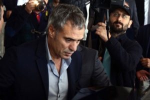 Ersun Yanal, kul&uuml;p başkanı Muharrem Usta ile Trabzon'a geldi