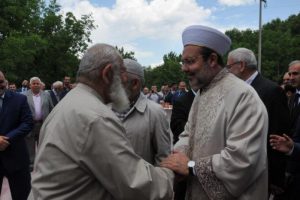 Diyanet İşleri Başkanı: T&uuml;m M&uuml;sl&uuml;manlığın umutları şu anda bize bağlı