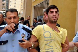 Bursa'da silahlı dehşet zanlısı adliyeye sevk edildi