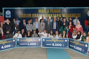 Bursa Yıldırımlı gen&ccedil;ler kentsel d&ouml;n&uuml;ş&uuml;m&uuml; tartıştı