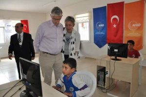 BM heyeti konteyner kenti ziyaret etti