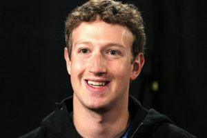 Facebook CEO'su: Evinin manzarasını kapatıyor diye...
