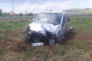 Kayseri'de kaza: 1 &ouml;l&uuml;, 1 yaralı