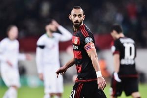 Dortmund'da Hummels'ın yerine T&uuml;rk stoper