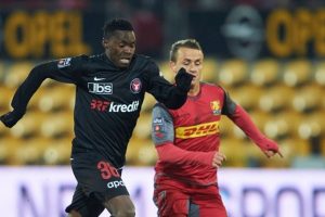 Bursaspor'un Rilwan Hassan ile ilgilendiği iddia edildi