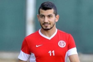 Galatasaray, Emrah Başsan'la anlaşma sağladı!