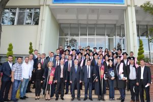 Bursa'da 'Sendikacılık Akademisi' 5. d&ouml;nem mezunlarını verdi