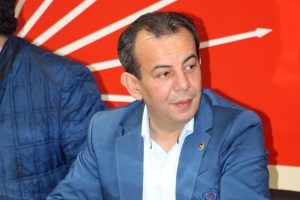 CHP'li &Ouml;zcan: MİT işi g&uuml;c&uuml; bırakıp hakkımızda savcılara talimat veriyor