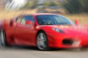 İstanbul Emniyeti'nde "PKK plakalı Ferrari" a&ccedil;ıklaması