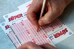 S&uuml;per Loto'da ikramiye b&uuml;y&uuml;yor!